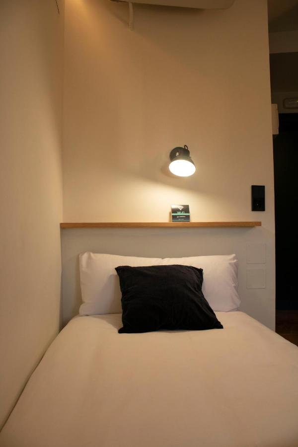 Single Room,1080721648:JPEG